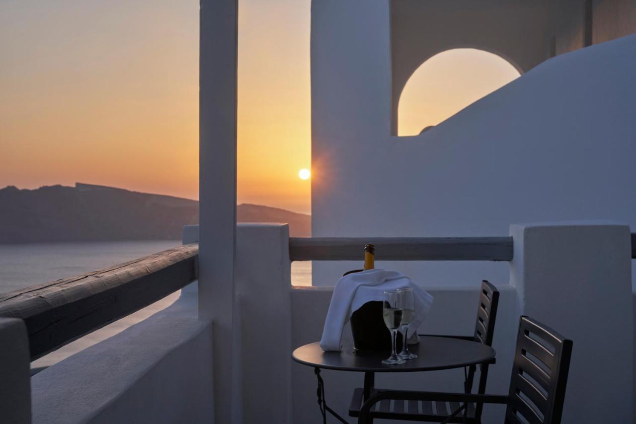 Hotel Mr And Mrs White Oia - Santorini Exterior foto